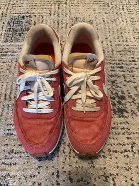 Nike Women's Soft Red and White Retro Waffle Sneakers